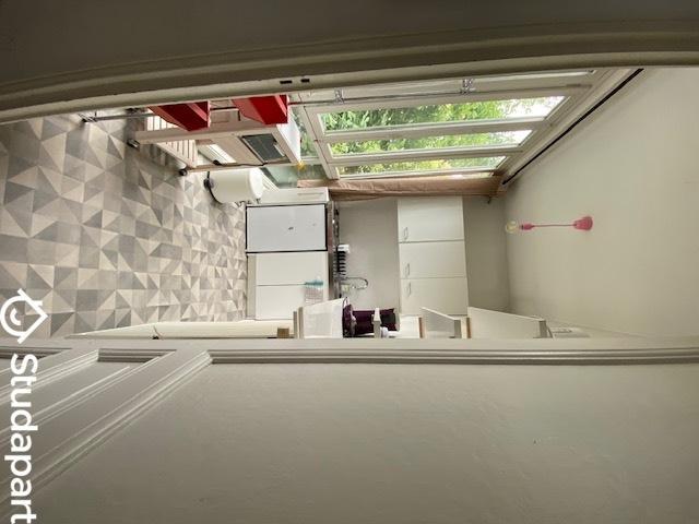 Chambre - 9 m² - 1 pièce