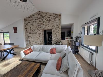 Maison - 146 m² - 7 pièces