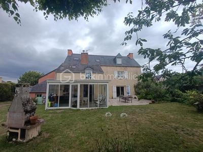 Maison - 186 m² - 7 pièces