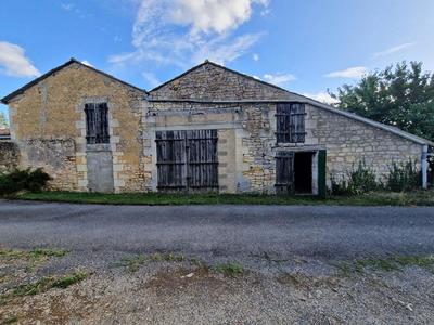 Grange - 169 m² - 3 pièces