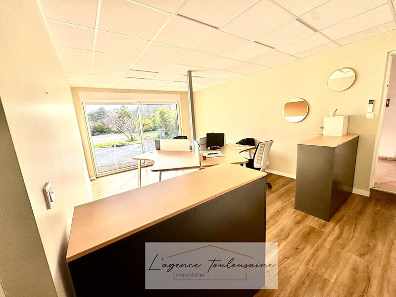 Maison - 250 m² - 10 pièces