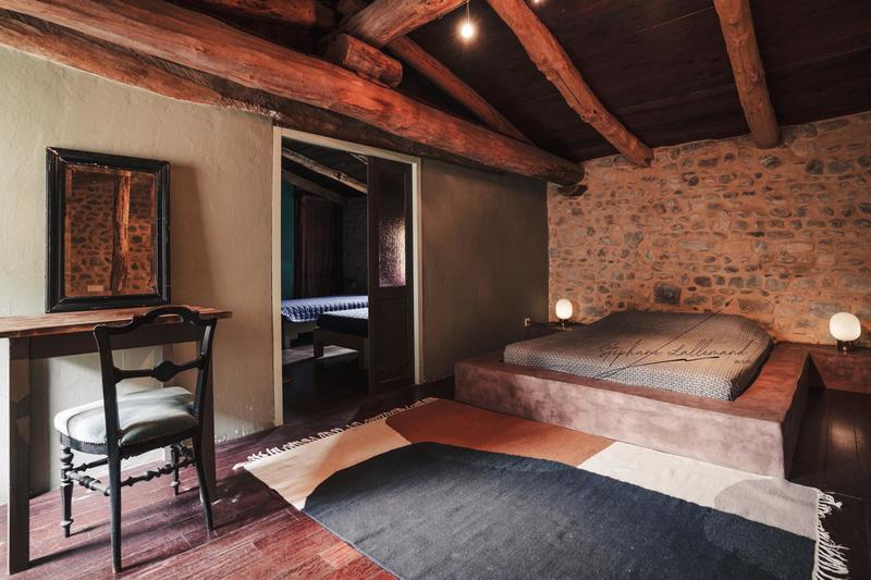 Maison - 459 m² - 16 pièces