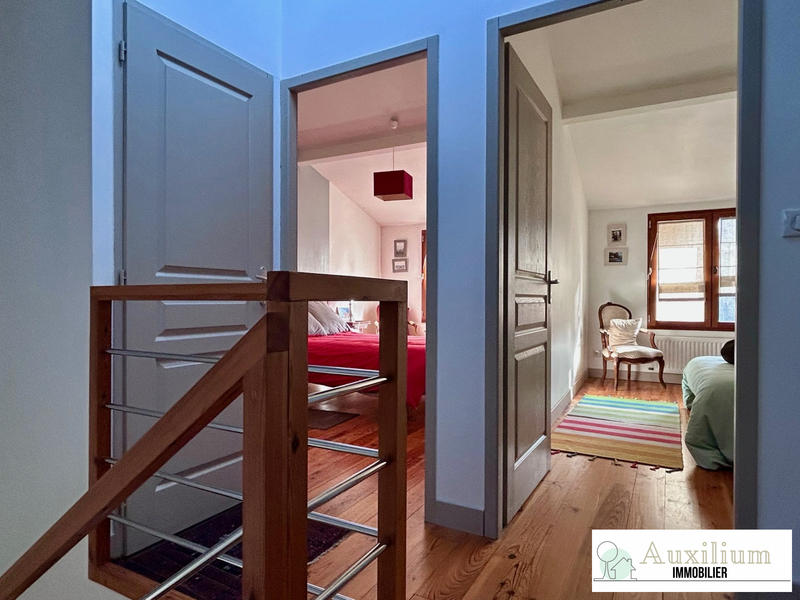 Maison ancienne - 196 m² - 9 pièces