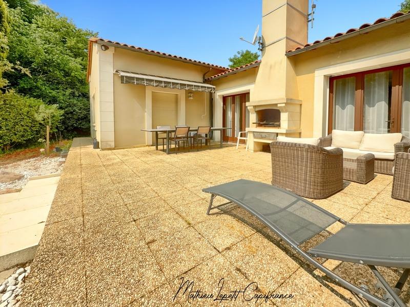 Maison - 190 m² - 6 pièces