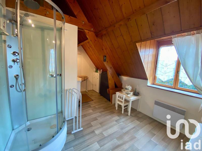 Maison - 250 m² - 9 pièces