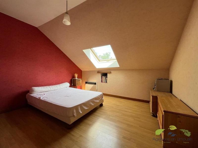 Propriété - 162 m² - 8 pièces