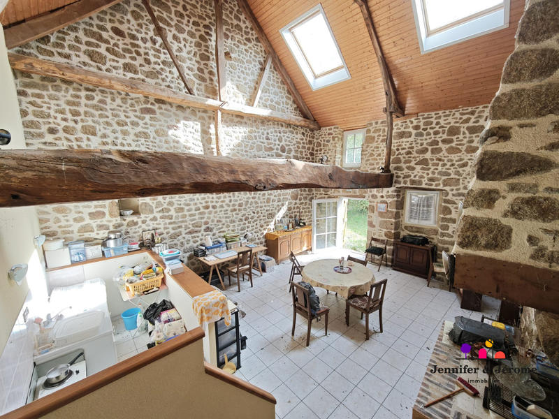 Maison - 96 m² - 5 pièces