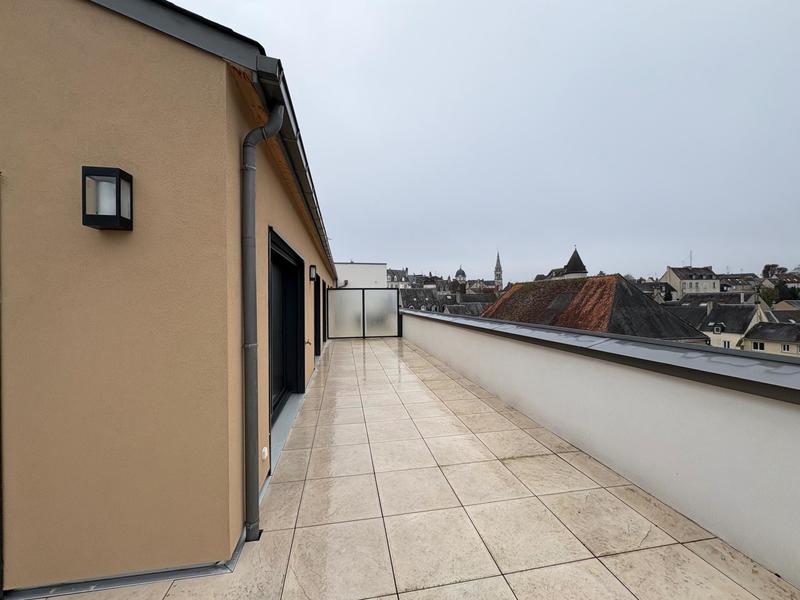Appartement - 160 m² - 4 pièces