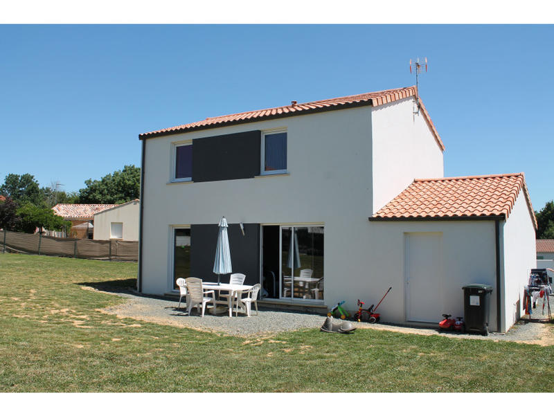 Maison - 110 m² - 6 pièces