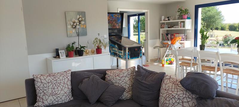 Pavillon - 240 m² - 8 pièces