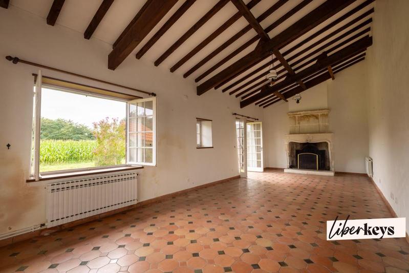 Maison - 233 m² - 8 pièces