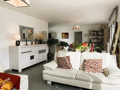 Maison - 103 m² - 4 pièces