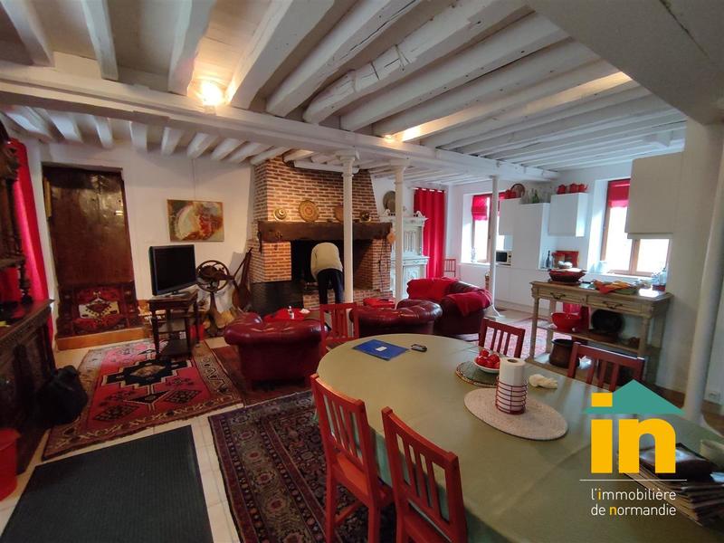 Demeure - 715 m² - 10 pièces