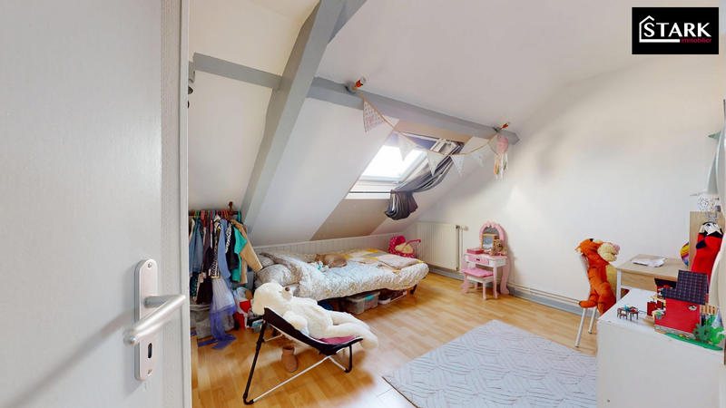 Maison - 170 m² - 6 pièces