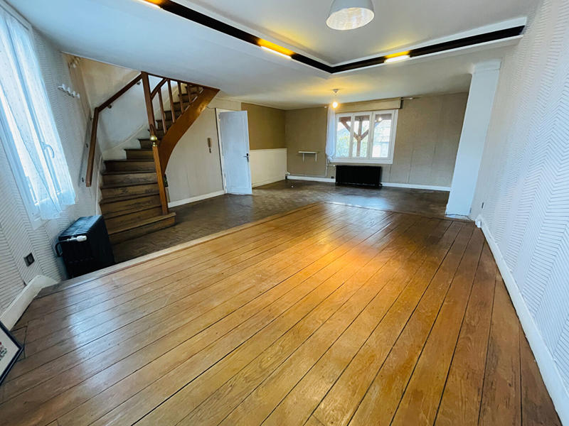 Maison - 140 m² - 6 pièces