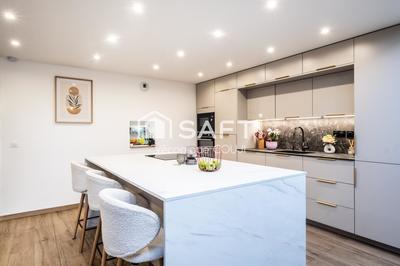 Appartement - 136 m² - 5 pièces