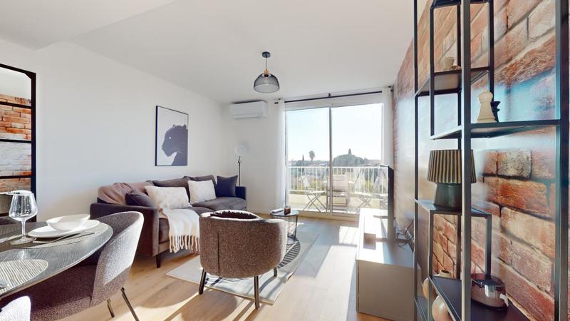 Appartement - 70 m² - 5 pièces