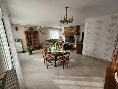 Maison - 157 m² - 4 pièces