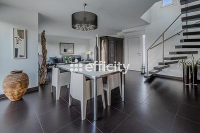 Maison - 128 m² - 4 pièces