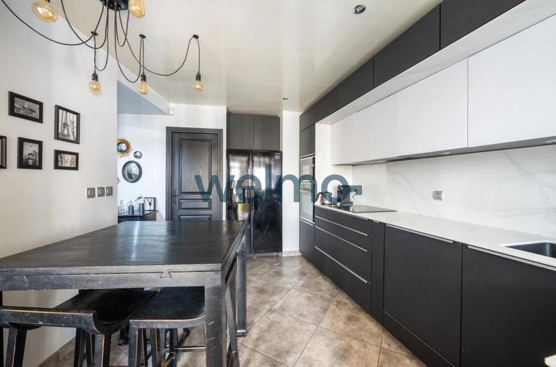 Appartement - 125 m² - 4 pièces