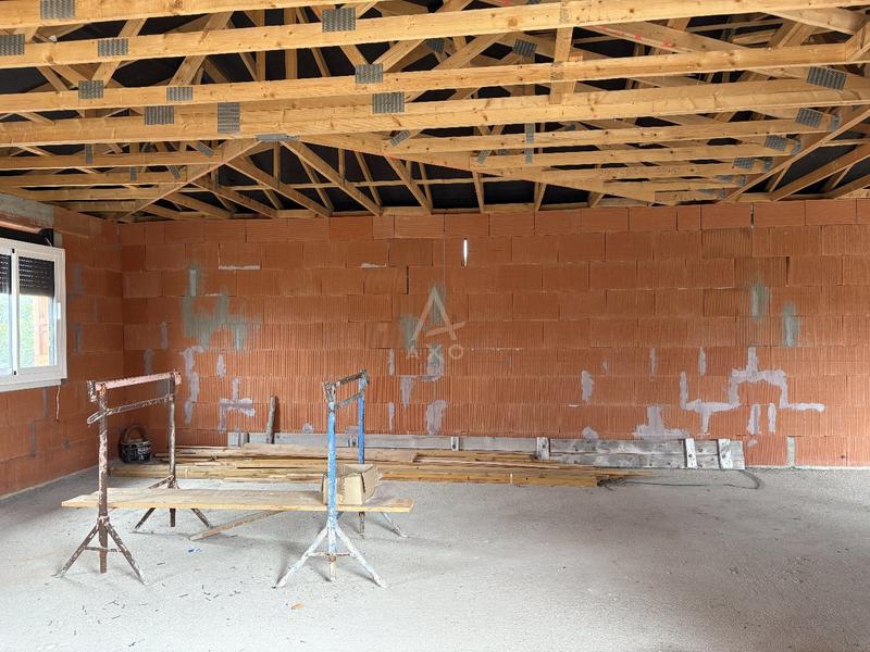 Maison - 180 m² - 7 pièces