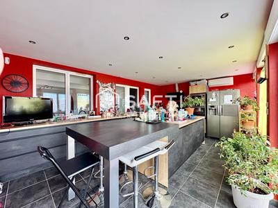 Maison - 120 m² - 4 pièces