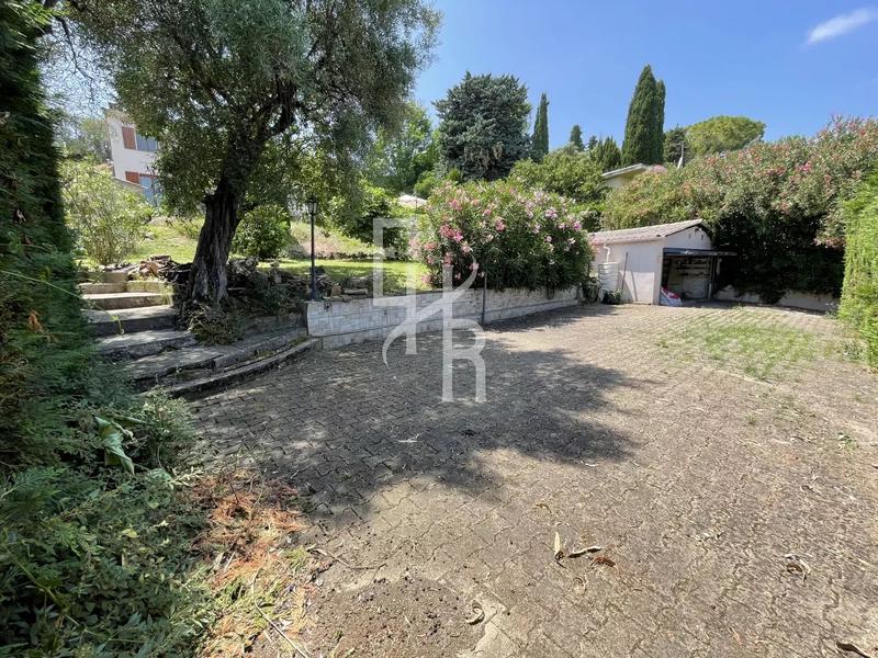 Villa - 173 m² - 7 pièces