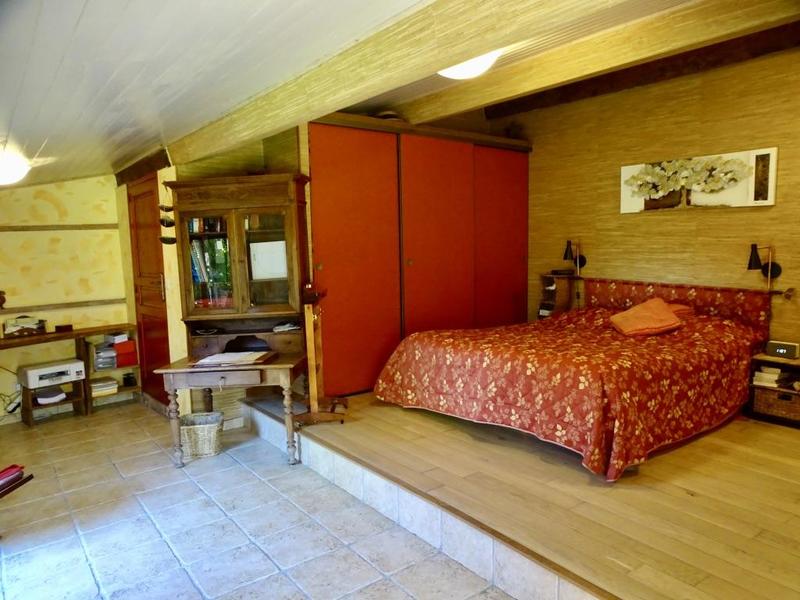 Villa - 168 m² - 6 pièces