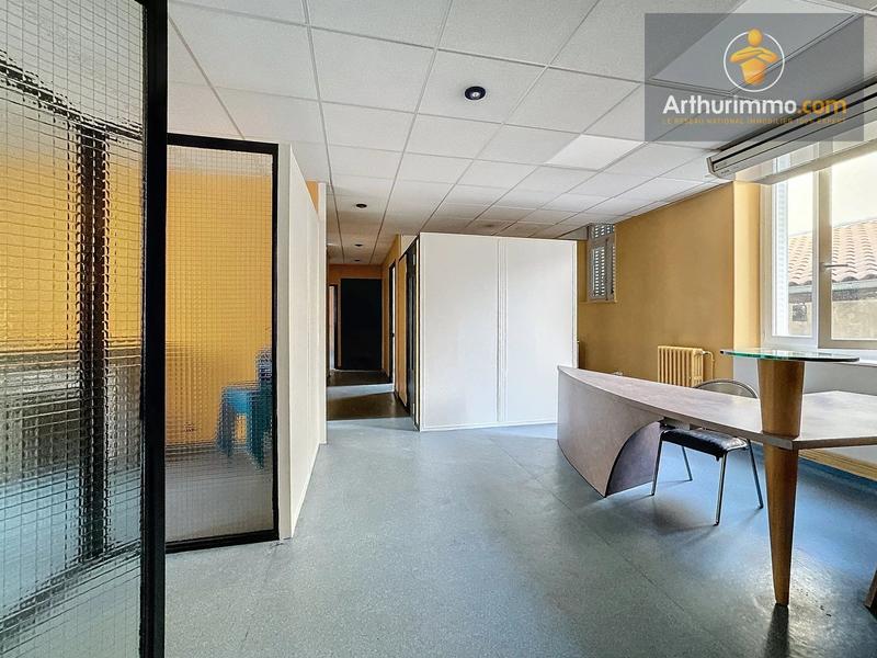 Bureau - 117 m² - 7 pièces