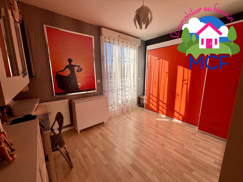 Maison traditionnelle - 88 m² - 4 pièces