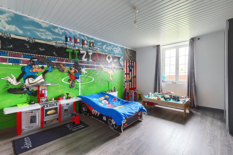 Maison - 215 m² - 5 pièces