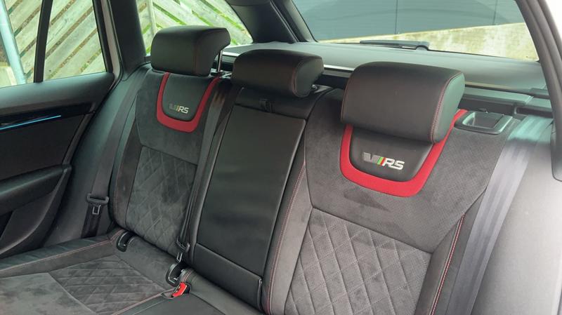 Skoda Octavia Combi 2.0 Tsi 245 Dsg7 Rs