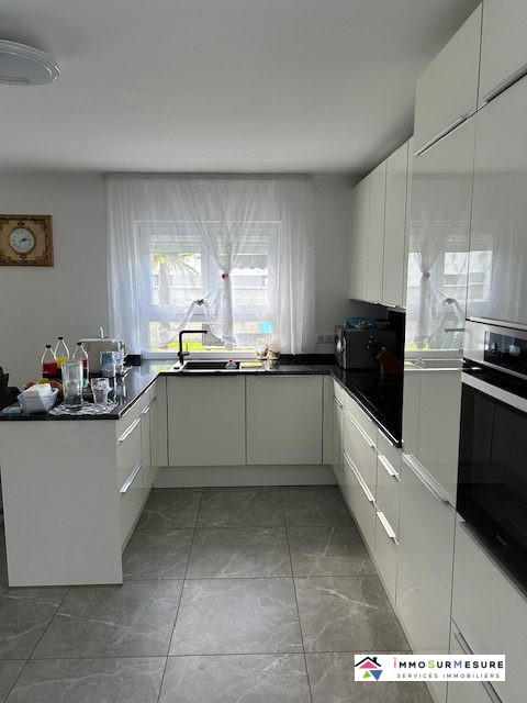 Maison - 130 m² - 5 pièces