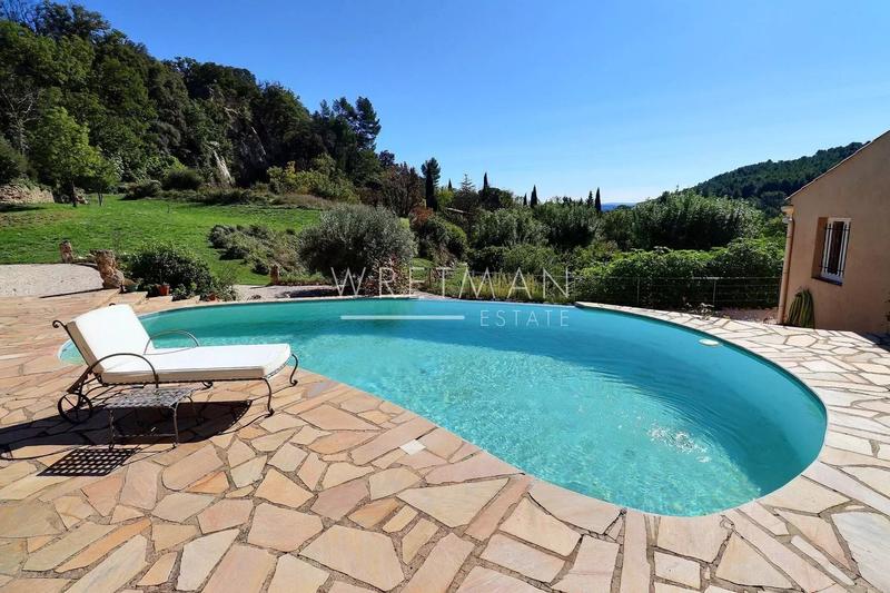 Villa - 187 m² - 5 pièces