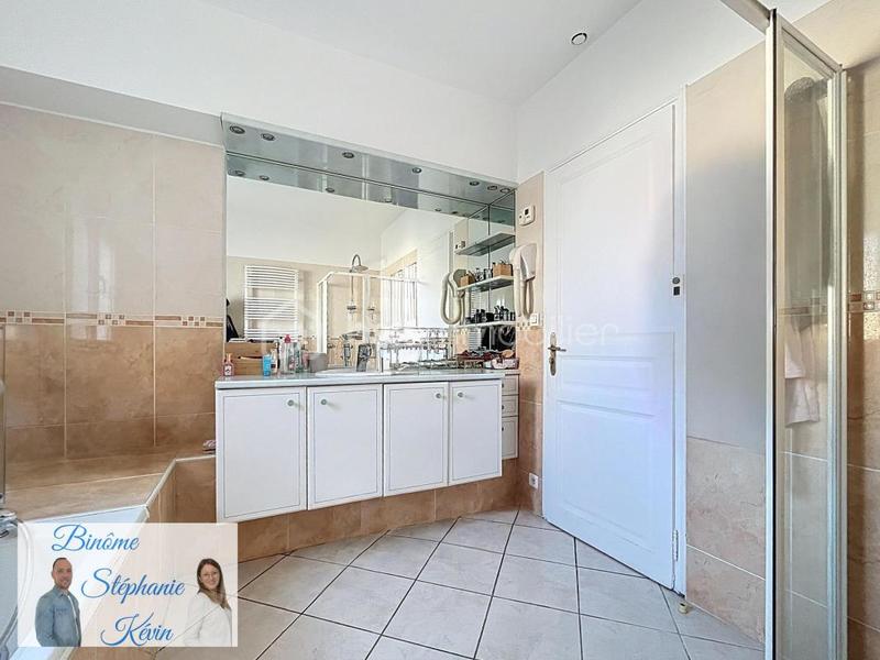 Maison - 157 m² - 7 pièces