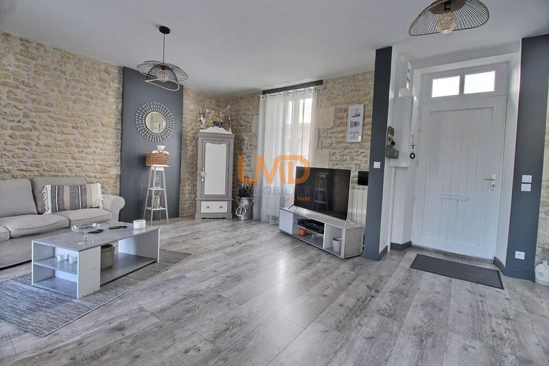 Maison en pierre - 102 m² - 5 pièces