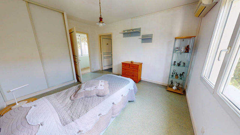 Maison - 180 m² - 6 pièces