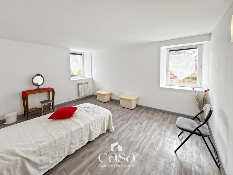 Maison - 188 m² - 8 pièces