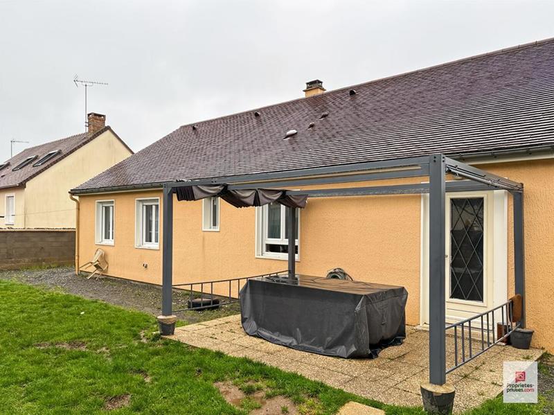Maison - 93 m² - 4 pièces