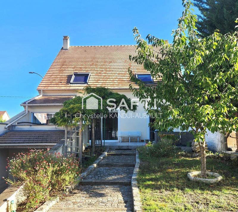 Maison - 133 m² - 6 pièces