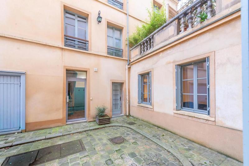 Appartement - 77 m² - 3 pièces