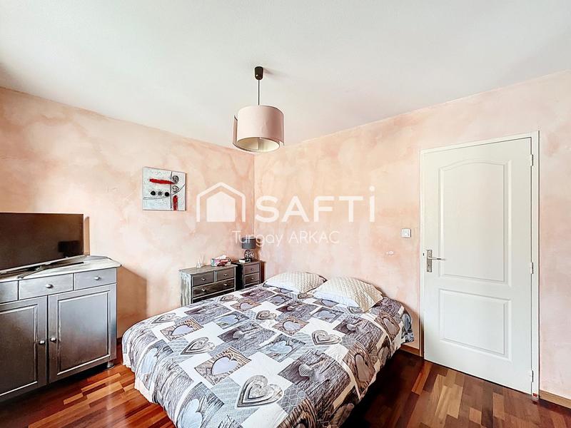 Maison - 91 m² - 4 pièces