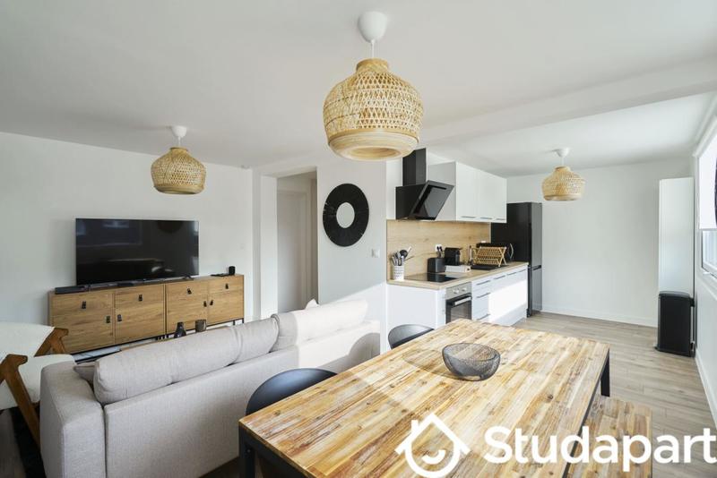 Chambre - 12 m² - 1 pièce