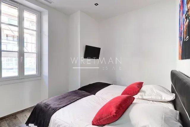 Appartement - 128 m² - 5 pièces