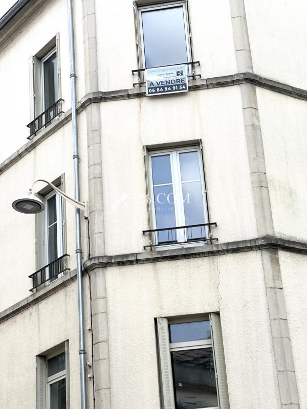 Appartement - 121 m² - 7 pièces