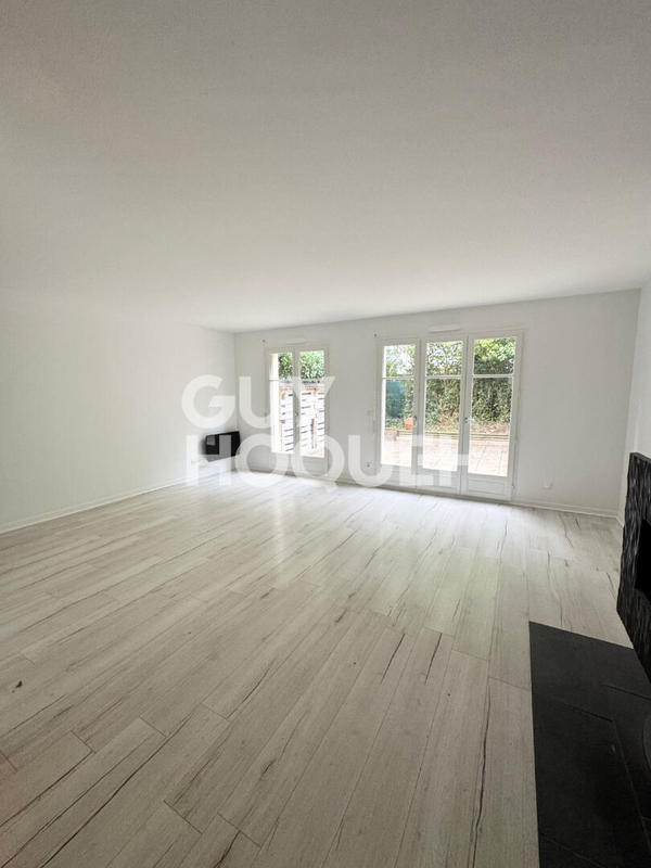 Maison - 110 m² - 6 pièces