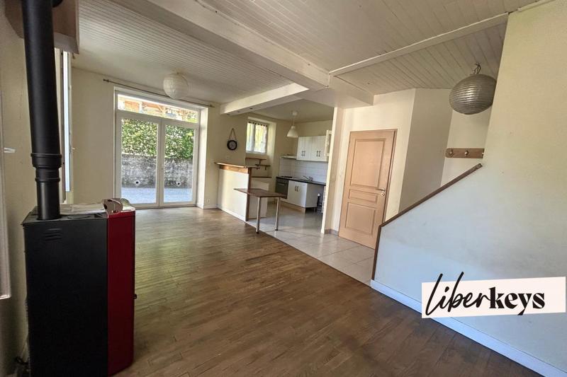 Maison de village - 175 m² - 8 pièces