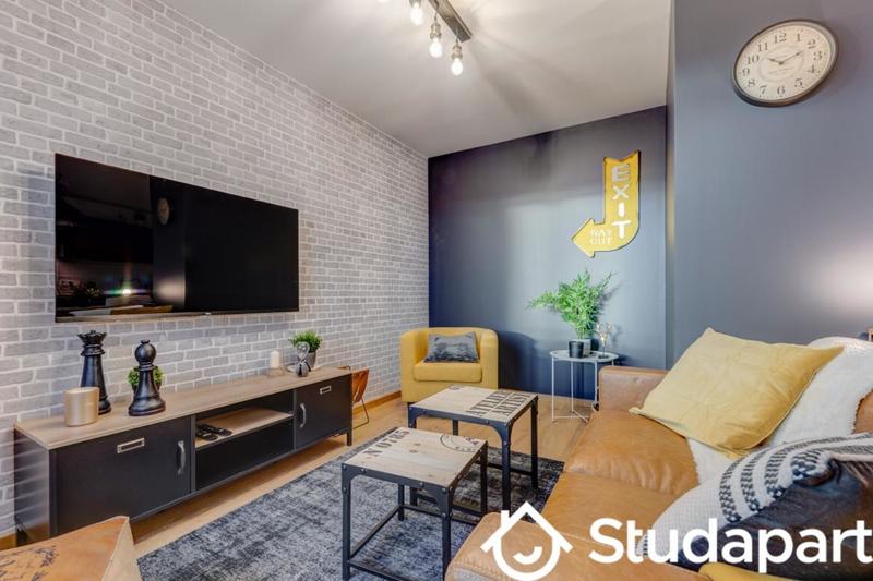 Chambre - 11 m² - 1 pièce