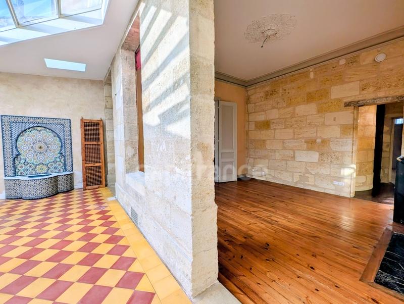 Appartement bourgeois - 148 m² - 4 pièces