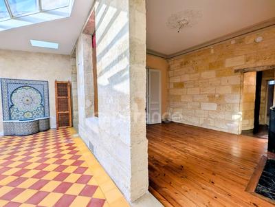 Appartement bourgeois - 148 m² - 4 pièces